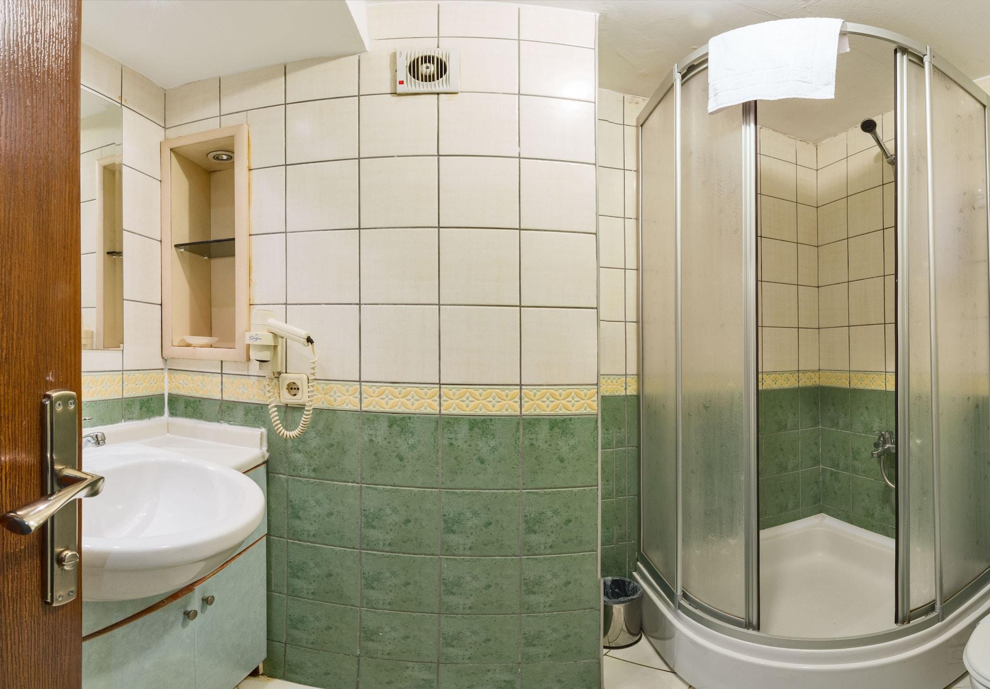 Beyaz Kugu Hotel Stambuł Zewnętrze zdjęcie